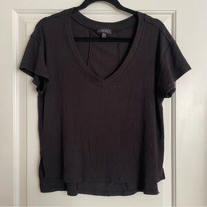 Alala‎ Black V-Neck Short Sleeve Tee Super Comfortable Soft